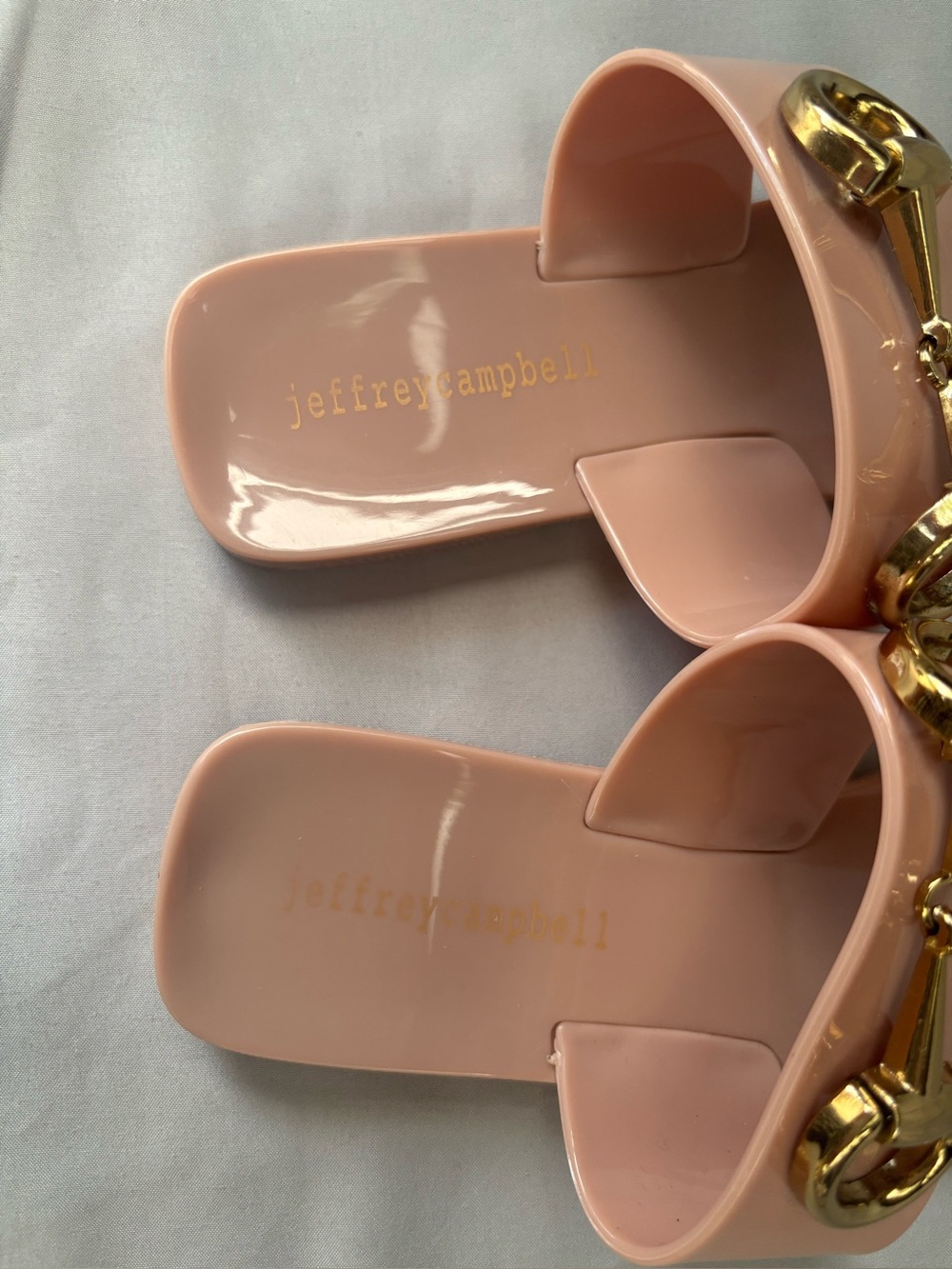 Jeffrey Campbell Blush Pink Patent Thong Sandals with Gold Hardware - Picture 4 of 7